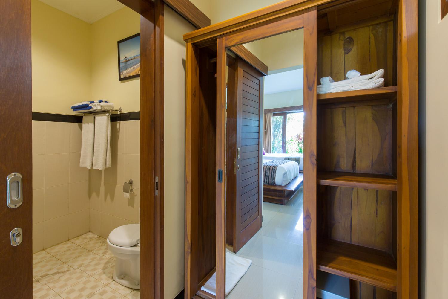 1 Bedroom The Dewi Villa Canggu4