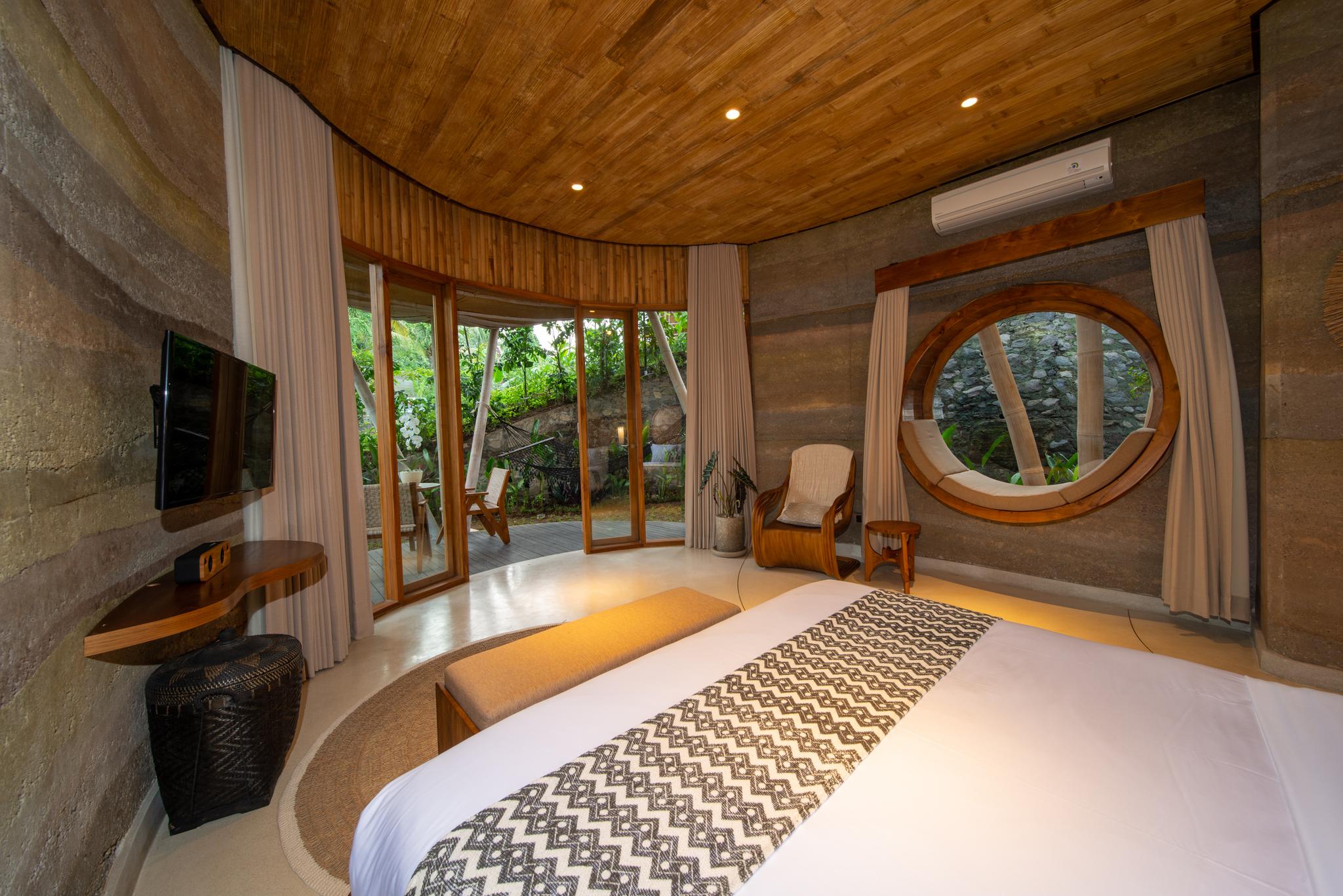 1 Bedroom Ulaman Deluxe Suite Villa3